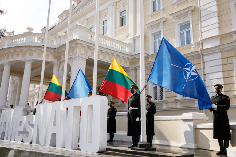 17 lat temu Litwa wstąpiła do NATO. Uroczyste upamiętnienie [GALERIA]