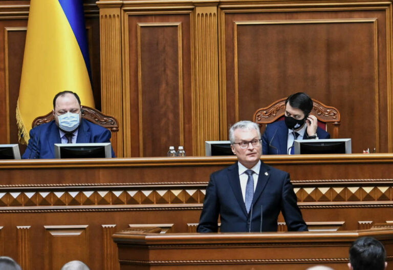 Nausėda: Sankcje wobec Rosji muszą trwać, póki nie opuści terytorium Ukrainy