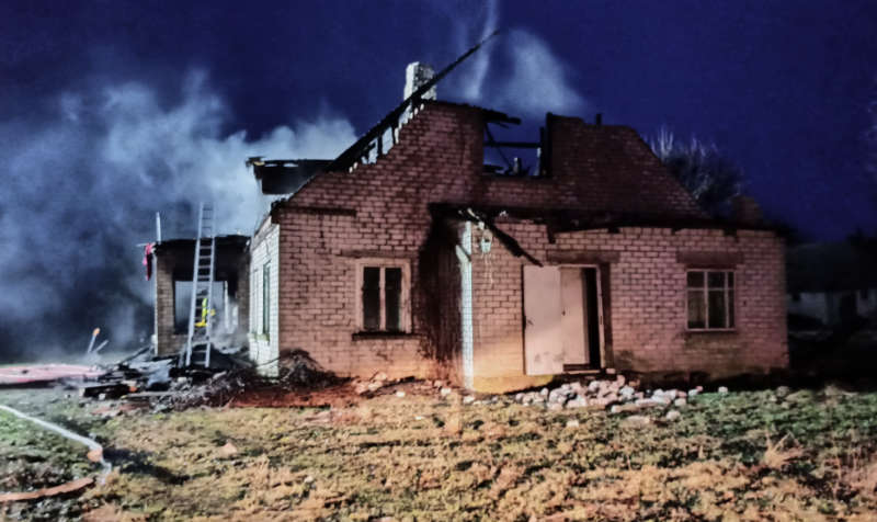 Spalony dom w rejonie oniksztyńkim