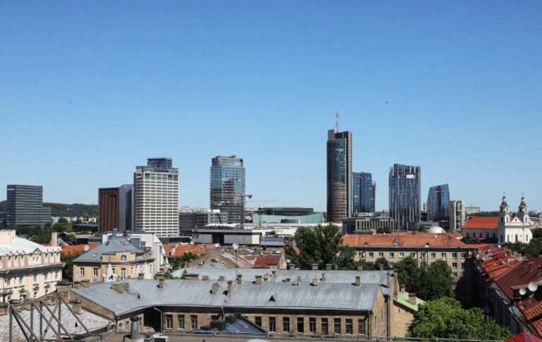 Budżet i samorządy zanotowały 728 mln euro nieplanowanego zysku