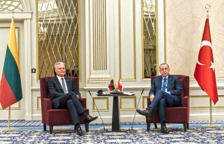 Spotkanie Nausėdy z Erdoğanem. Wśród tematów bezpieczeństwo Morza Czarnego i Bałtyckiego