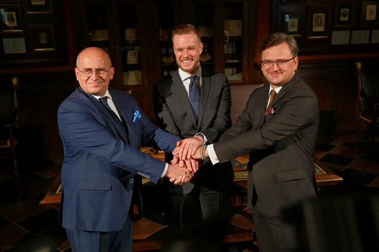 Szefowie dyplomacji Polski, Litwy i Ukrainy podpisali plan działań Trójkąta Lubelskiego