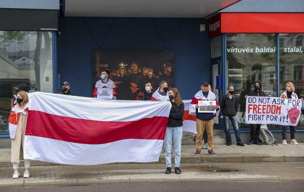 Pikieta w Wilnie za wolność Białorusi.
