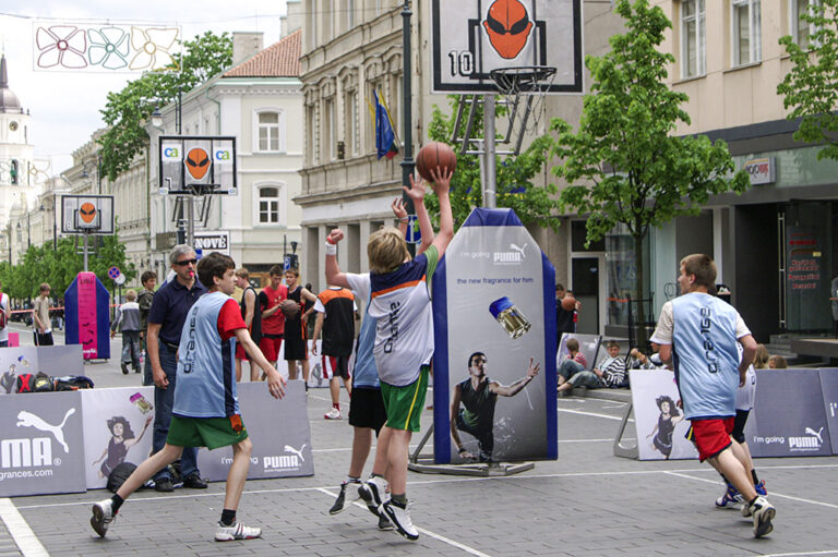 Zawody w Niemenczynie w 100-lecie litewskiej koszykówki