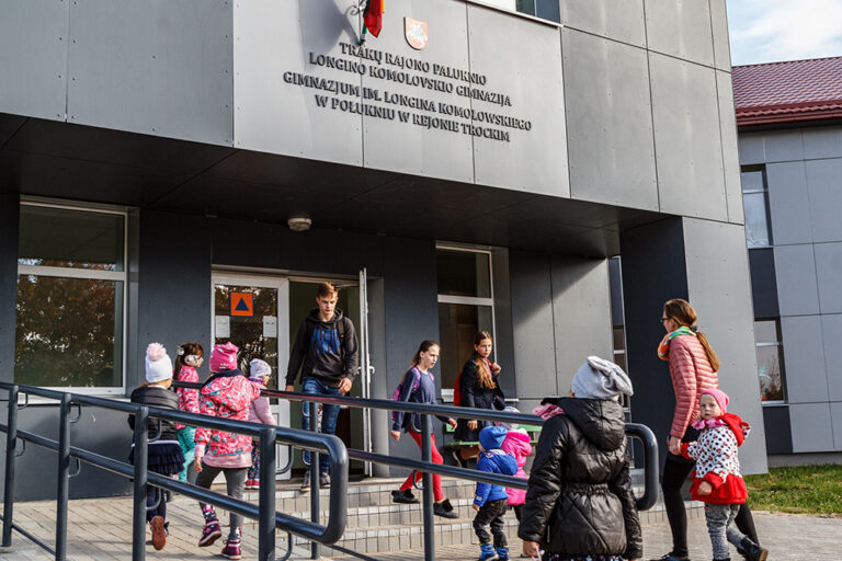 Społeczność się nie poddaje — dalsza walka o polskie szkoły w rejonie trockim