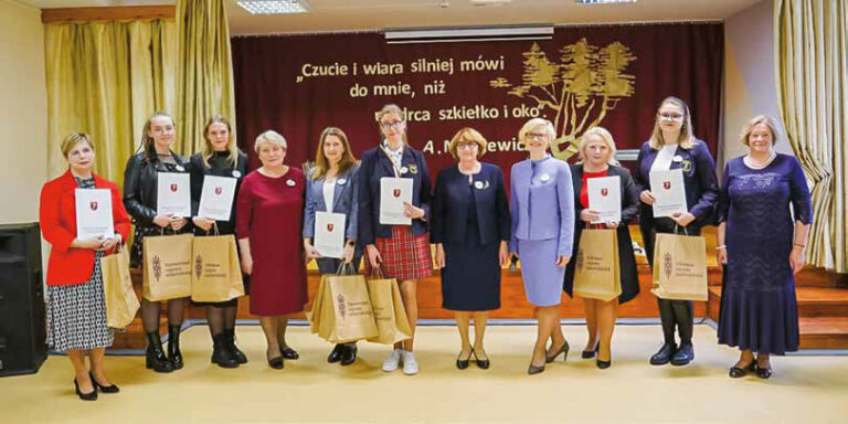 W Pakienie uhonorowano zwycięzców 33. Olimpiady Języka Polskiego na Litwie