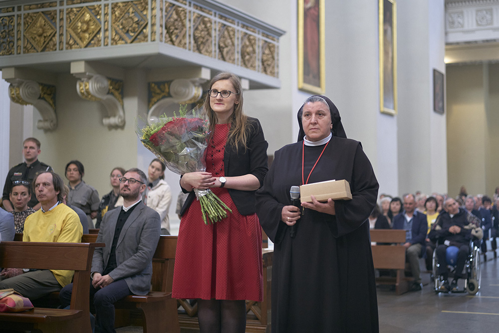 Z okazji 10. rocznicy powstania hospicjum w Bazylice Archikatedralnej św. Stanisława i św. Władysława odbyła się msza dziękczynna.