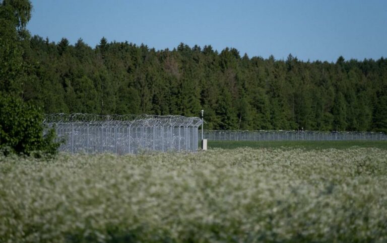 Litwa kończy budowę ogrodzenia na litewsko-białoruskiej granicy. Zostały ostatnie etapy