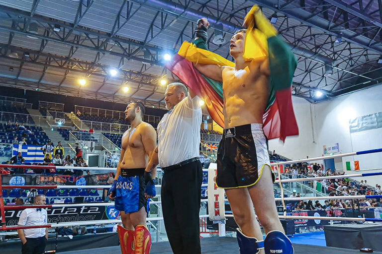 Polak z Wilna zwycięzcą Mistrzostw Świata w Kickboxingu! Edwin Szałkowski z Lido di Jesolo przywiózł złoto
