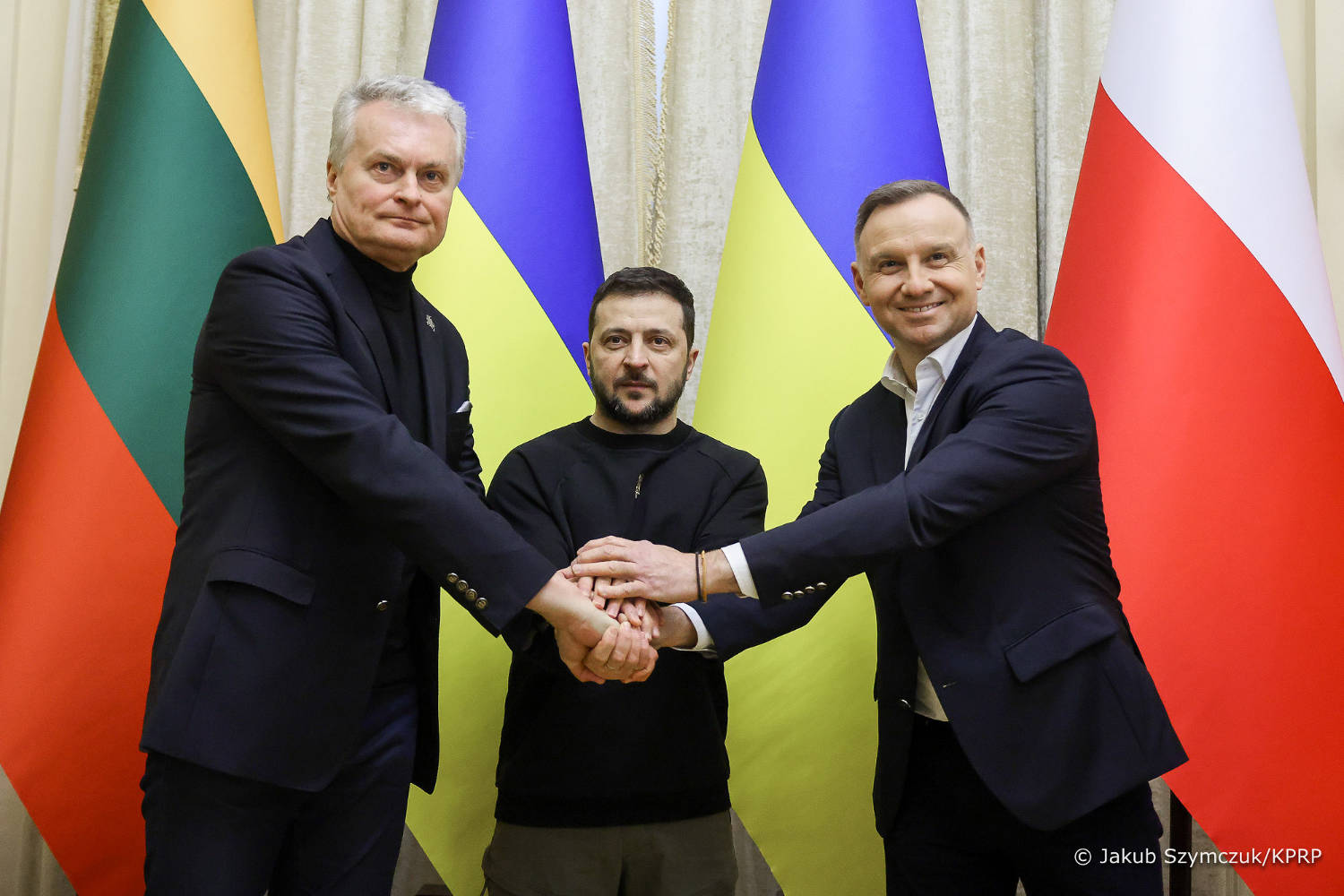 We Lwowie odbyło się spotkanie przywódców Trójkąta Lubelskiego z udziałem Prezydenta Polski Andrzeja Dudy, Prezydenta Ukrainy Wołodymyra Zełenskiego i Prezydenta Litwy Gitanasa Nausėdy.