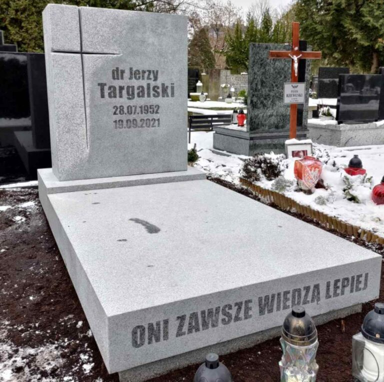 Odsłonięcie pomnika śp. dr. Jerzego Targalskiego na Powązkach