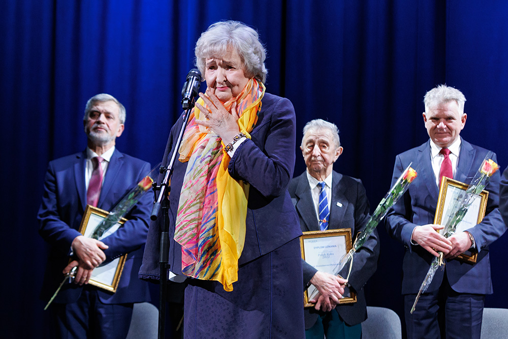 Uhonorowano Krystynę Adamowicz — zwyciężczynię plebiscytu „Polak Roku 2022” .