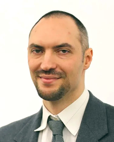 Dr Wiktor Denisenko.