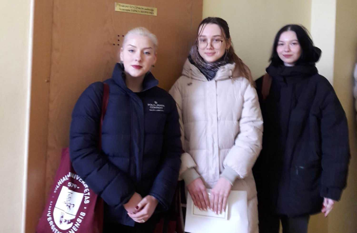 Vladyslava Kosanchuk, Liudmyla Yamenko i Viktoria Pankiv są studentkami polonistyki na Kijowskim Uniwersytecie im. Tarasa Szewczenki.
