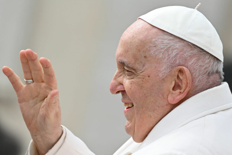 Papież Franciszek przyjął na audiencji premiera Ukrainy Denysa Szmyhala
