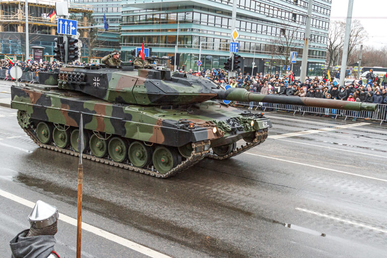 Litwa chce wydać na niemieckie Leopardy 2 mld euro.