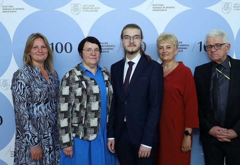 Uczeń Gimnazjum Wielkiego Księcia Litewskiego Olgierda w Mejszagole wśród najlepszych absolwentów Litwy 