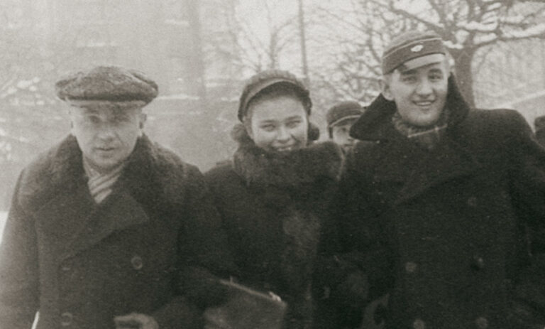 Wilnianie na alei Giedymina w 1940 r.