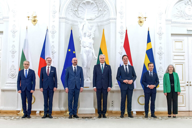 Premier Holandii w Wilnie: „Będziemy dążyli do porażki Rosji i zwycięstwa Ukrainy”