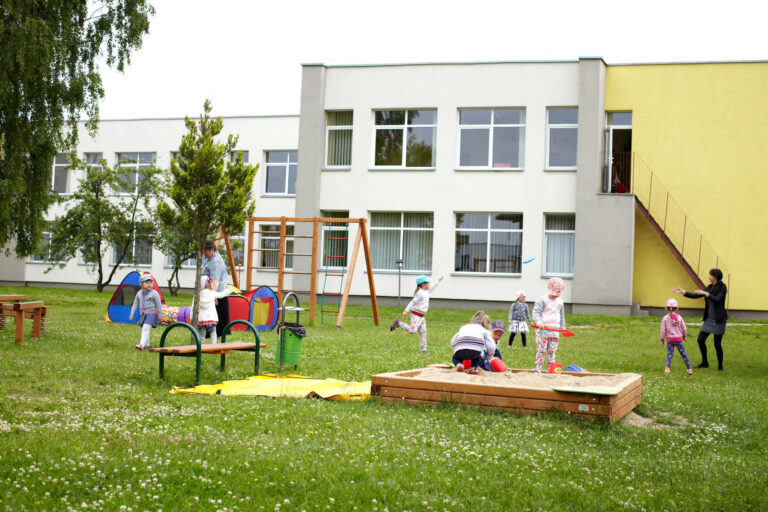 Żłobek-przedszkole w Niemieżu. Gmina Niemież należy do najszybciej rozwijających się miejscowości rejonu wileńskiego.