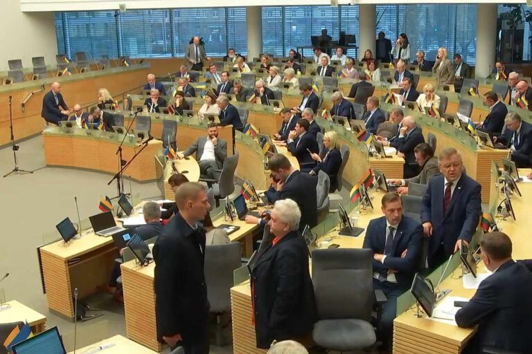 Sejm Litwy przyjął kontrowersyjną Ustawę o mniejszościach. Część „polskich posłów” nie głosowała