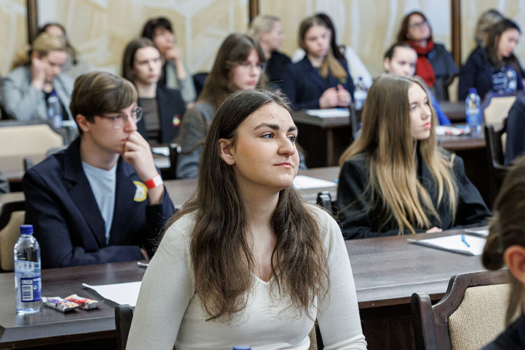 W murach Uniwersytetu Wileńskiego odbyła się 36. olimpiada polonistyczna.