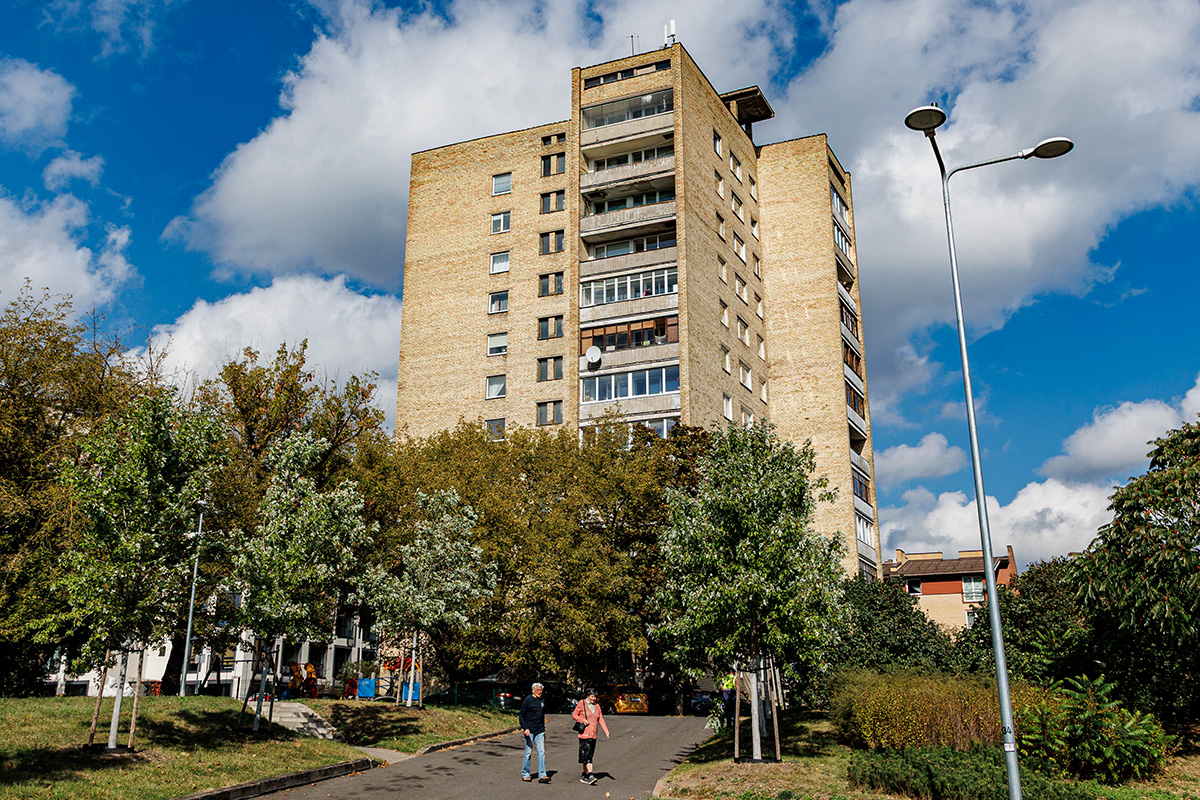 Blok wielomieszkaniowy.