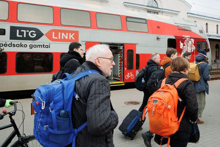 Od grudnia pociąg Wilno-Warszawa o godzinę szybszy. List intencyjny podpisany, a to nie koniec planów
