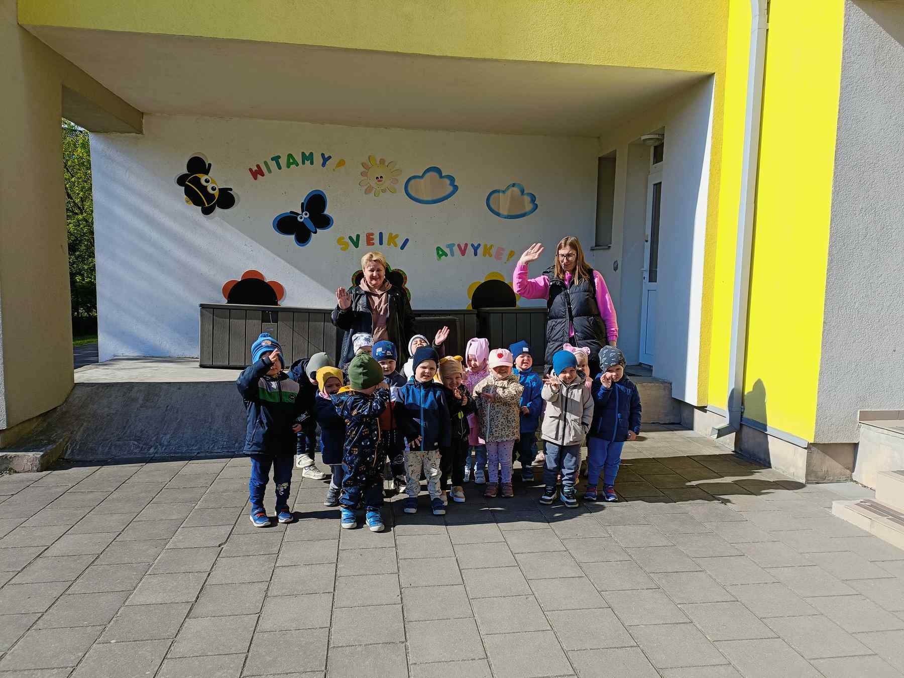 Dzieci z grupy „Wiewiórki” ze żłobka-przedszkola w Niemieżu.