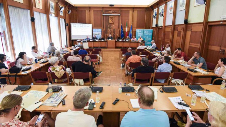 Zjazd MIDAS odbył się w dniach 13–15 czerwca we włosko-słoweńskim miasteczku Gorizia (Gorycja)/Nova Gorica, przyciągnął wielu przedstawicieli zrzeszonych redakcji.