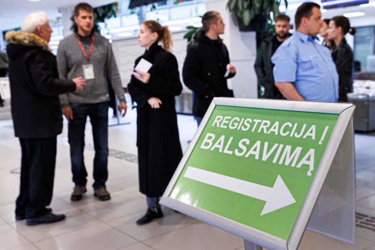 Szyld „Rejestracja do głosowania”.