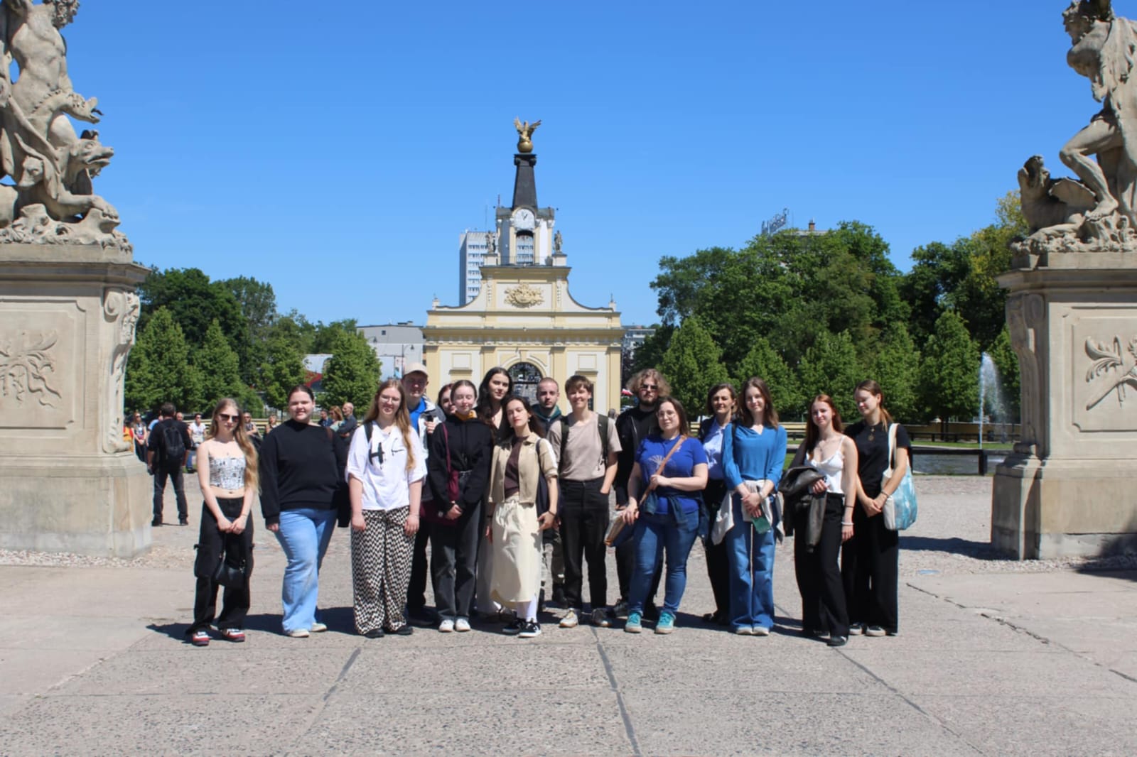 Grupa studentów polonistyki i lituanistyki Uniwersytetu Wileńskiego, na wycieczce edukacyjnej do Białegostoku i Tykocina.