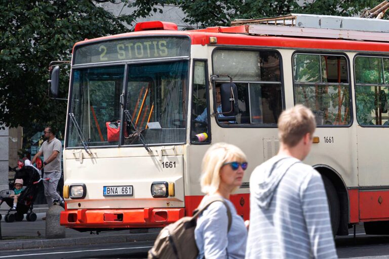 Trolejbus Nr. 2 w Wilnie.