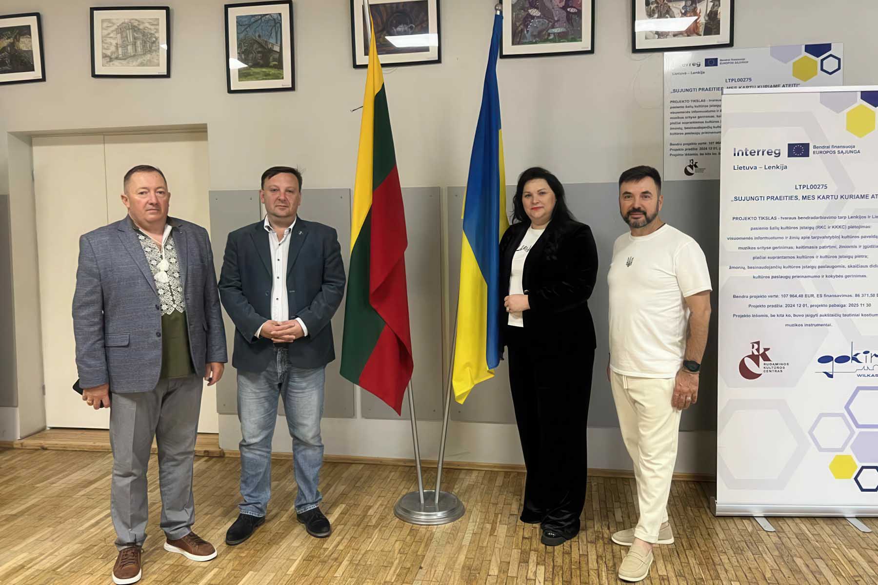 Delegacja z Ukrainy w rejonie wileńskim.