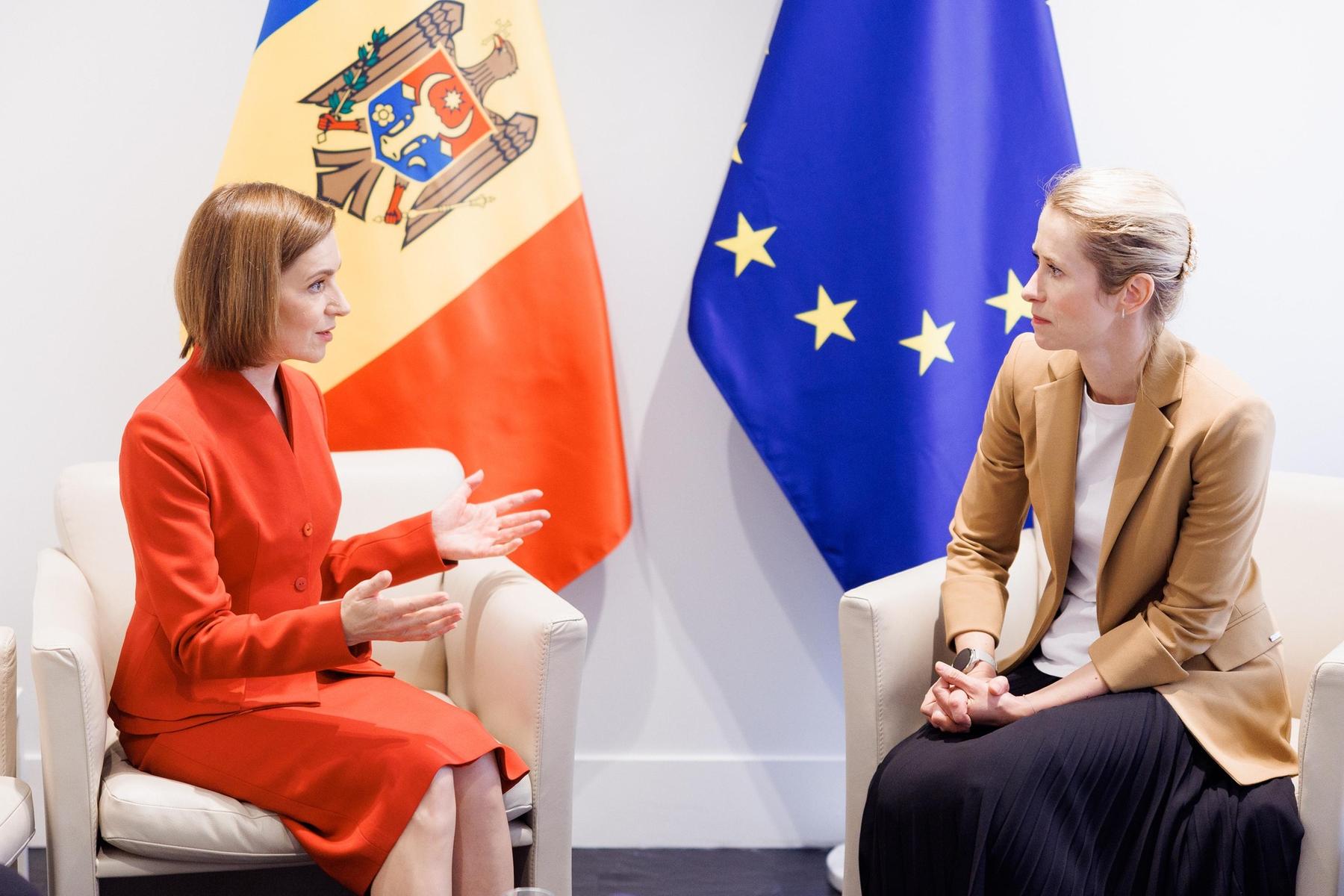 Prezydent Mołdawii Maia Sandu podczas wizyty w Strasburgu 9 września – na zdjęciu z wysoką przedstawiciel UE do spraw zagranicznych i polityki bezpieczeństwa Kają Kallas.
