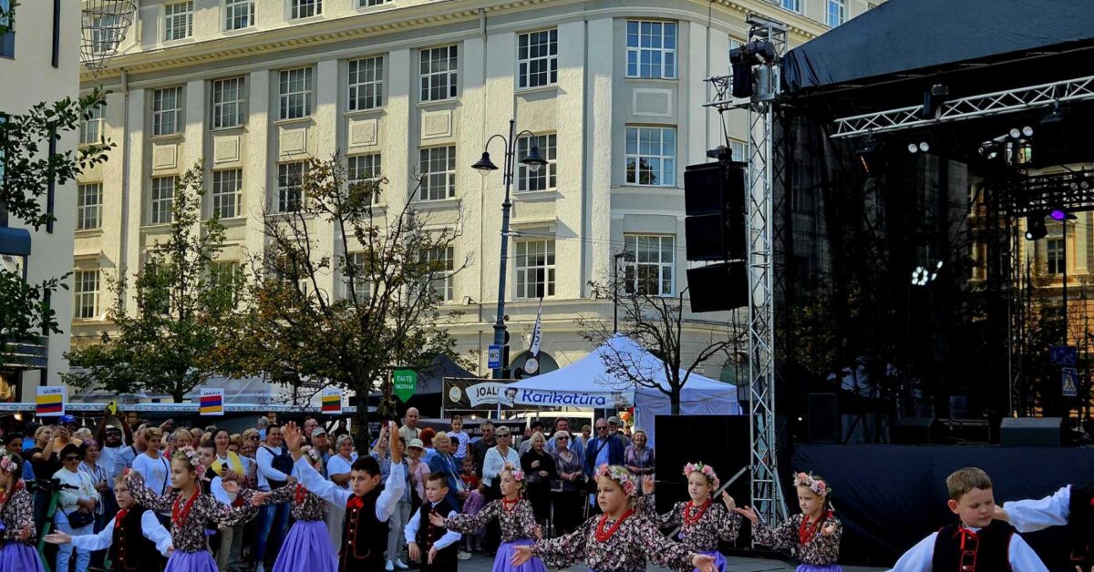 Zespoły z Rudominy wystąpiły na Jarmarku Narodów 2025 w Wilnie