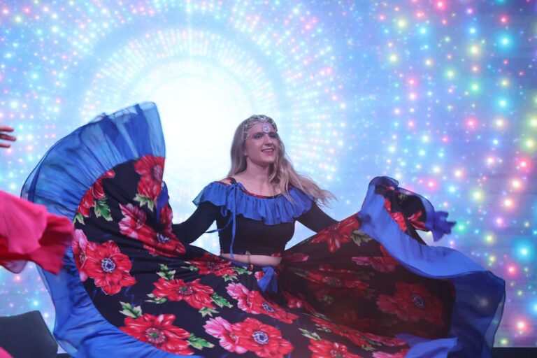Piękne tańce, gwiazdy na scenie, show laserów – to tylko część atrakcji, które towarzyszyły pożegnaniu lata w Rudominie.