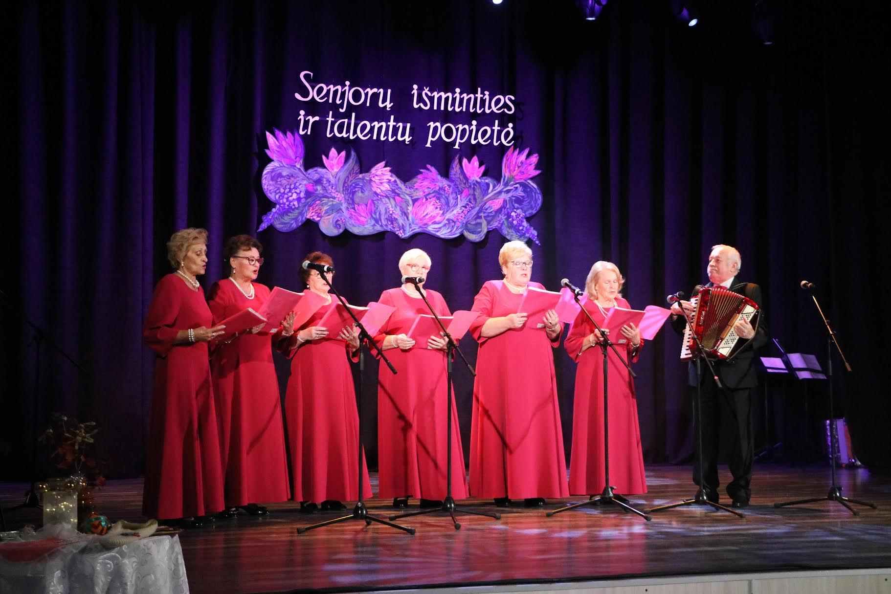 Z okazji Międzynarodowego Dnia Osób Starszych Centrum Kultury w Rudominie ogłosiło Tydzień Seniorów.