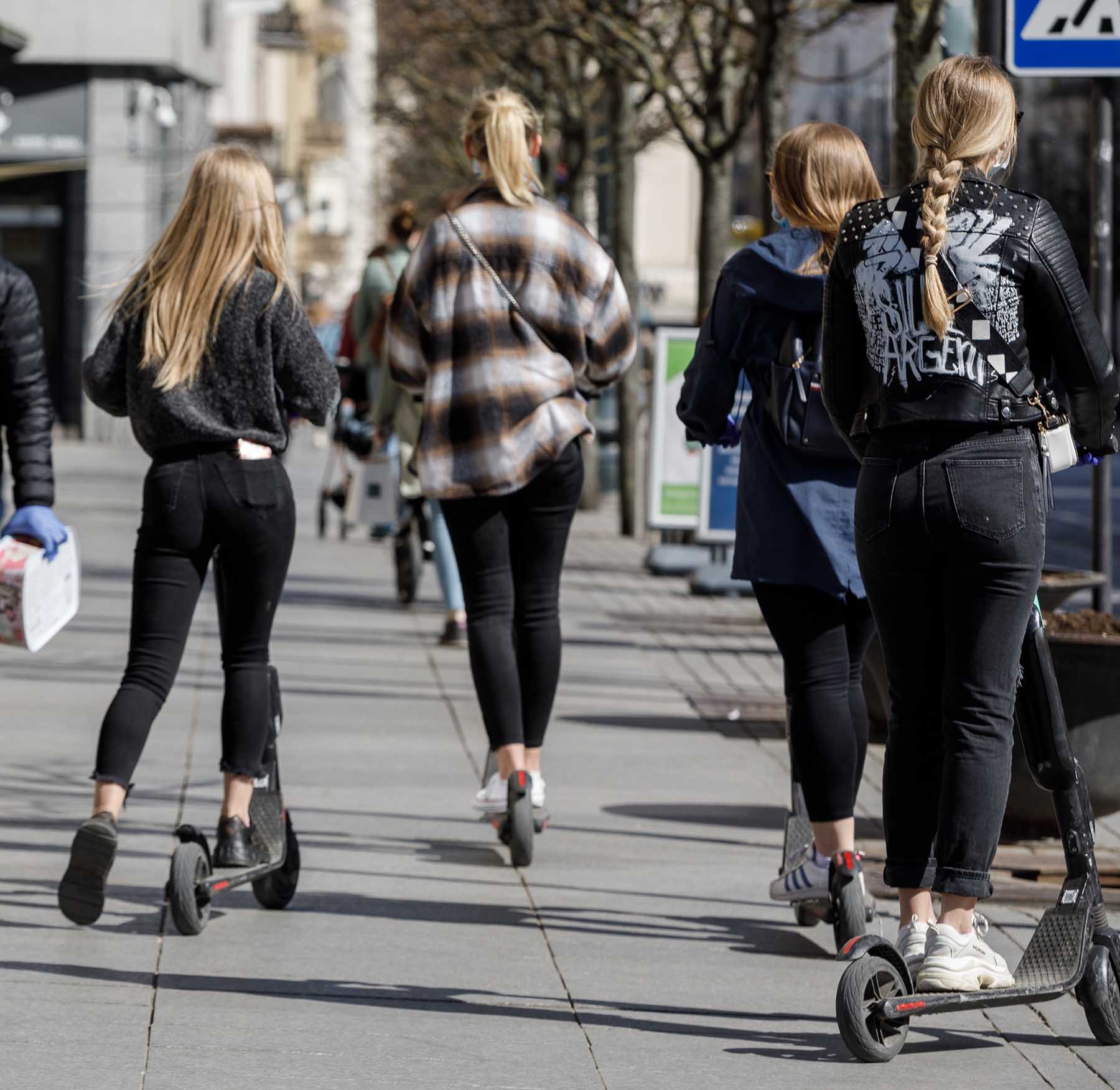 SPOL-wypadki-2025-10-23 Dzieci na hulajnogach.