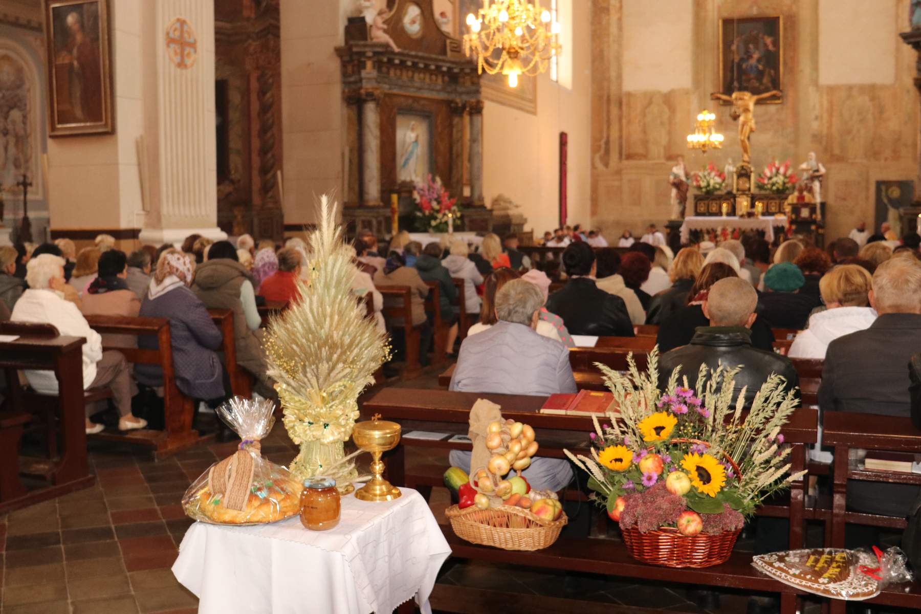 Odpust Św. Michała Archanioła oraz Jarmark Dożynkowy w Szumsku.