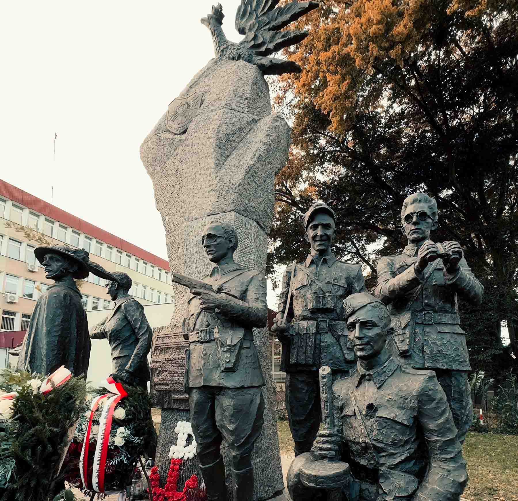 spol-Pomnik-2025-10-23-2-PORTAL