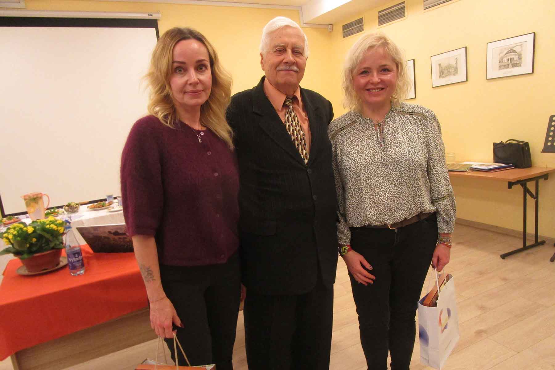 spol-Uniwersytet-2025-10-21-2