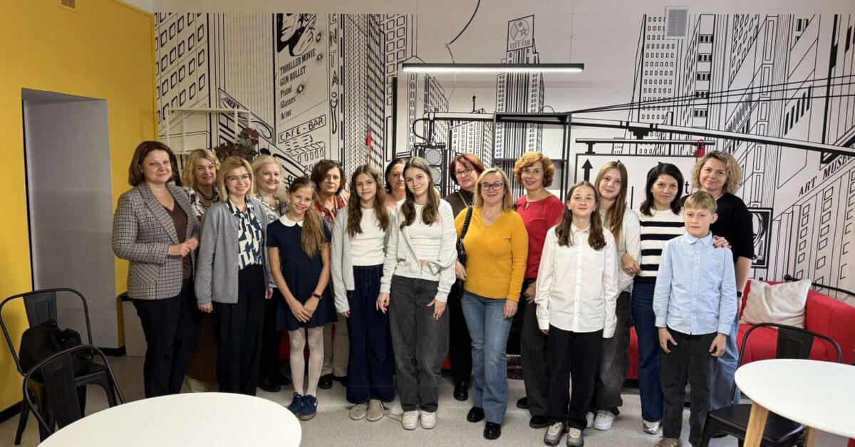 „Edukacja polonistyczna wobec wyzwań współczesnego świata”: wizyta studyjna wileńskich polonistów w Warszawie [Z GALERIĄ]