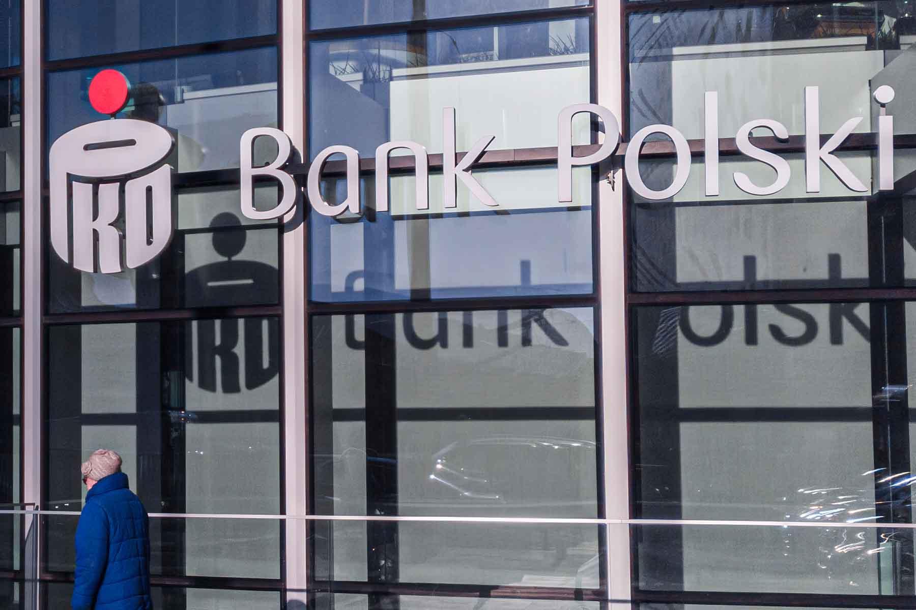 Bank PKO BP .