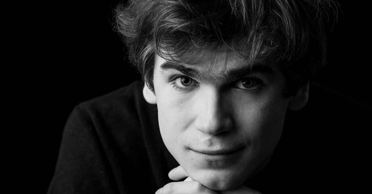 Kacper Olszewski – młody aktor z zaskakującym dorobkiem