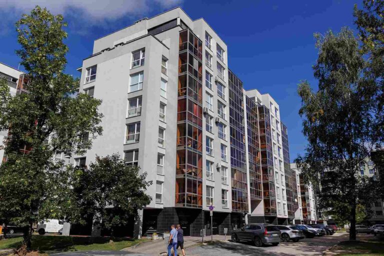 „Kupujących więcej niż mieszkań”, ceny będą rosły także w nowym roku