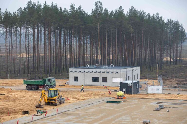 Budownictwo poligonu.