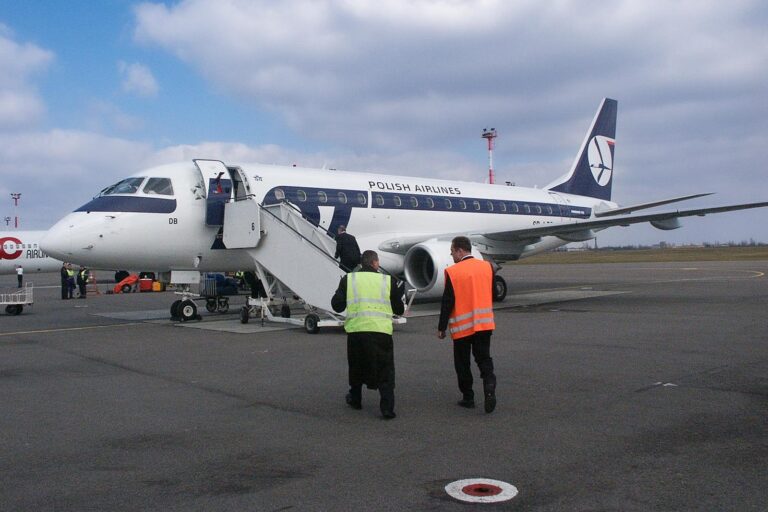 Polskie Linie Lotnicze LOT.