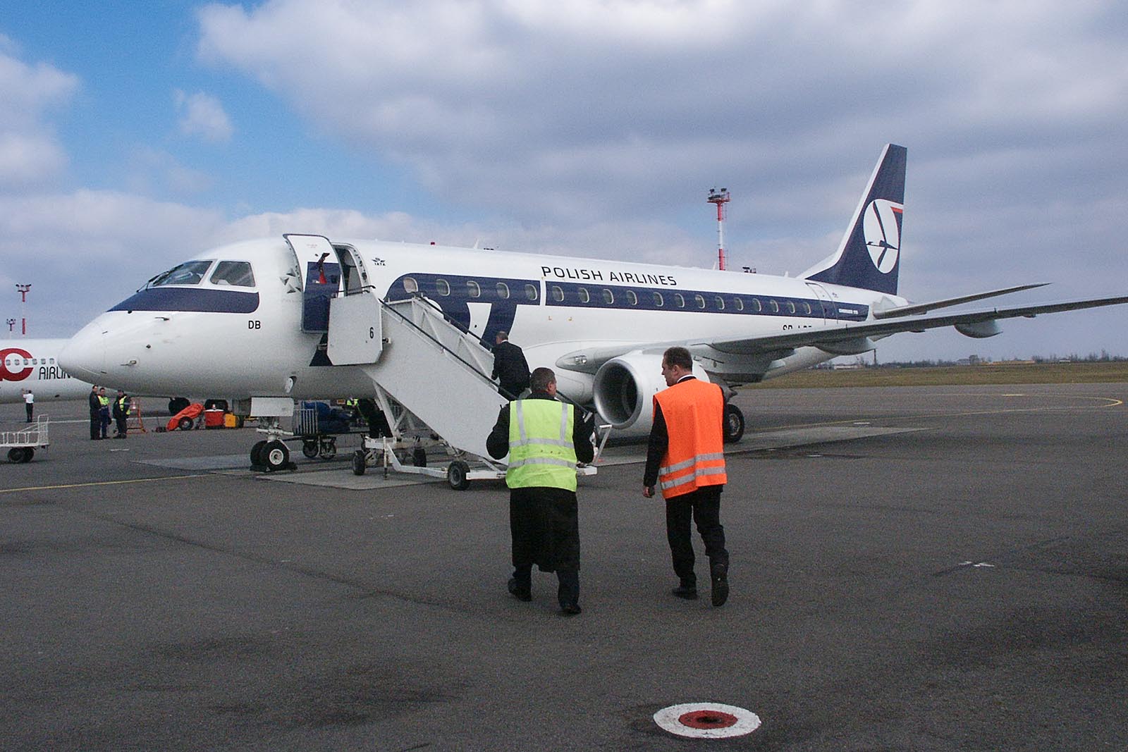 Polskie Linie Lotnicze LOT.