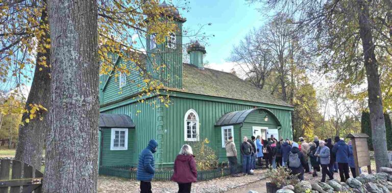 Kruszyniany (biał. Крушыняны) to wieś w Polsce.